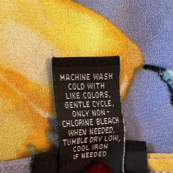 Torrid Lemon Print Sheer Sleeveless Twist Front Top size 1/1X - Picture 13 of 14